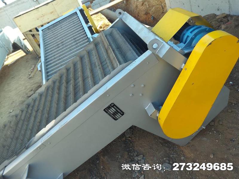 昌黎县回转式齿耙清污机